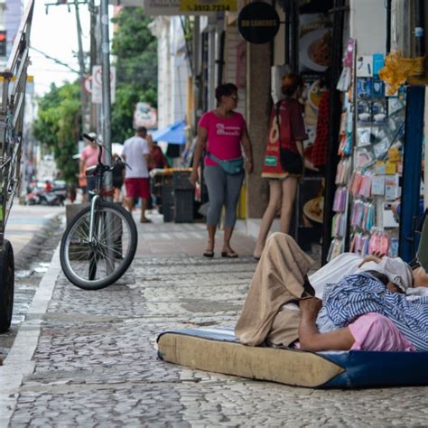 Extrema Pobreza Entre Crian As E Adolescentes Atinge Maior Ndice Em