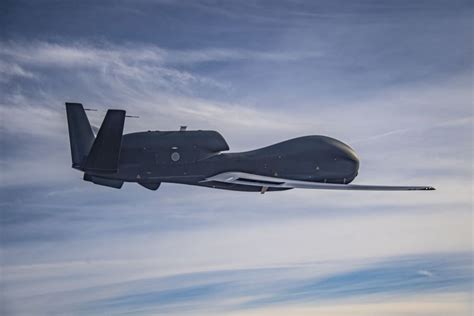 Northrop Grumman Completa El Vuelo Del Rq 4b Global Hawk De Japón