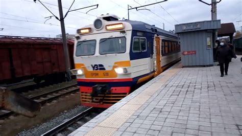 "Челночный" поезд ЭР9м 519 - Вишнёвое 2021 - YouTube