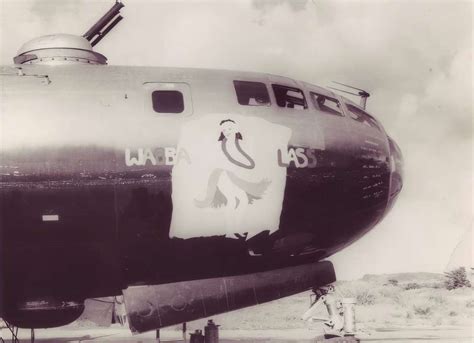 Stunning Photos Show B-29 Bomber Nose Art and Pin-Ups During Korean War ...