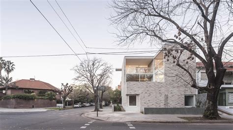 Casa Esquina Nicolás Pinto Da Mota Victoria María Falcón