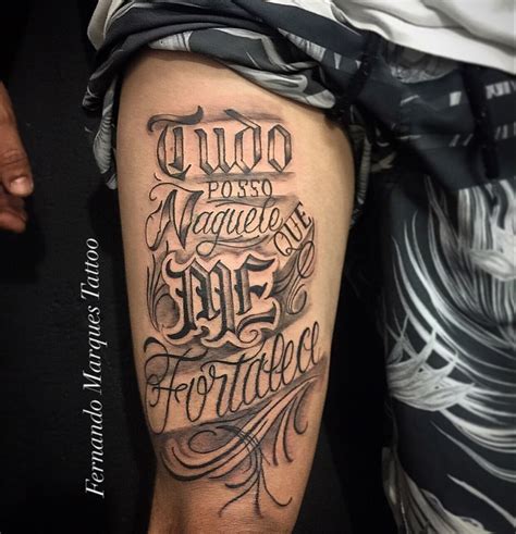 Tatuagem Masculino Frase Na Perna