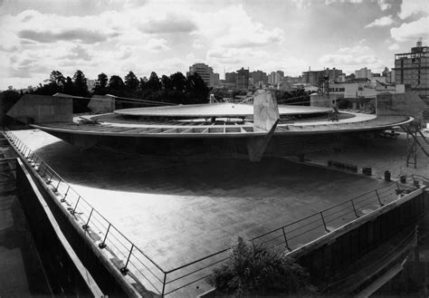 Gallery of Paulo Mendes da Rocha: “Architecture Does Not Desire to Be ...