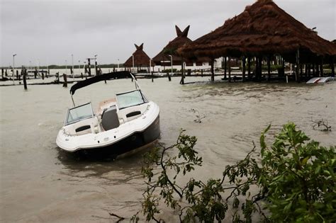 Canc N Cierran Nuevamente Las Playas Tras El Paso Del Hurac N