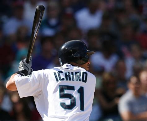 Ichiro defies age to win 10th Gold Glove | Sportspress Northwest