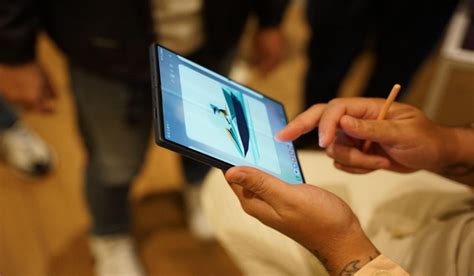 Harga Dan Spesifikasi Samsung Galaxy Z Fold 6 Yang Tawarkan Fitur