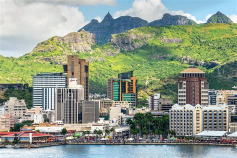 Când Să Mergi în Port Louis Clima și Vremea 3 Luni De Evitat