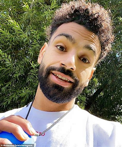 Liverpool striker Mohammed Salah shows off his new trim look - Latest football news, world cup ...