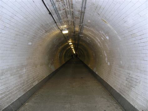 Greenwich Foot Tunnel (Greenwich, 1902) | Structurae