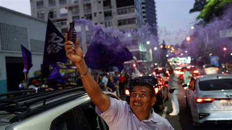 Ecuatorianos Ir N A Segunda Vuelta Esperan A N Conformaci N De Asamblea