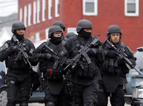 Sinking Fastball How Many Swat Teams Are At The Boston Bombing Suspect