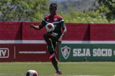 Arias De Volta Fluminense Encerra Prepara O Para Primeiro Jogo Da