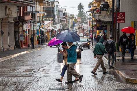 Exhorta Pc A Extremar Precauciones Por Paso De Ondas Tropicales