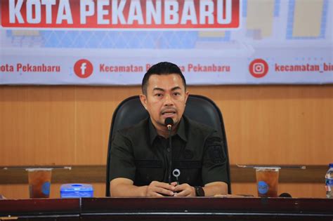 Pemkot Pj Wali Kota Pekanbaru Ingatkan RT Dan RW Jangan Jadi Timses