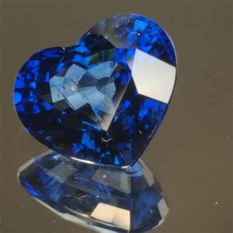 3.05ct Dark Blue Sapphire