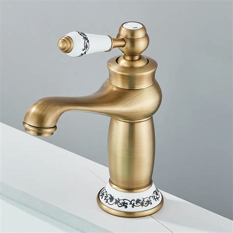 Quyanre Retro Antique Brass Basin Faucet Single Handle Mixer Tap Hot