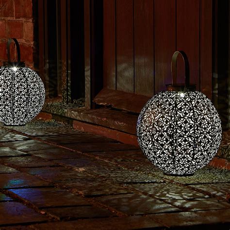 Damasque Solar Lantern Bronze Brandalley