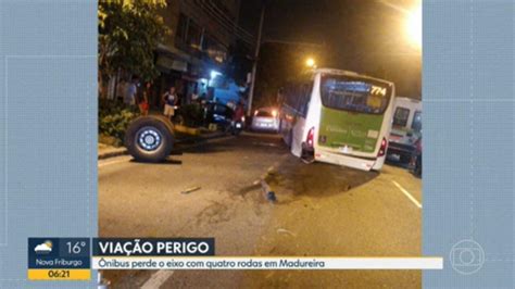 Vídeo Ônibus Perde O Eixo Em Madureira Bom Dia Rio G1