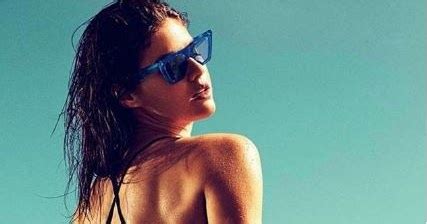 Hot And Sexy Alexandra Daddario