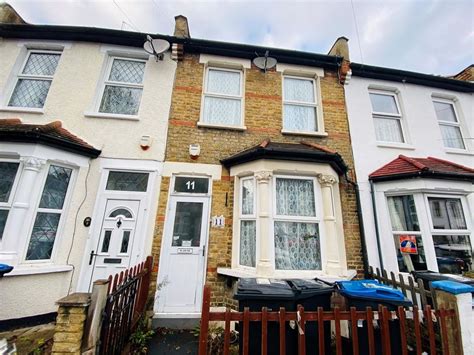 2 Bed Terraced House For Sale In Laurier Road Addiscombe Croydon Cr0