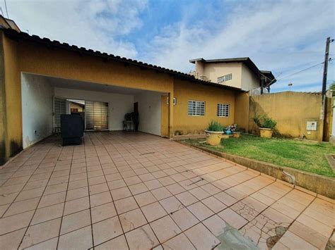 Casa na Rua Eliane Alvin Dias 100 Jardim Império do Sol em Londrina