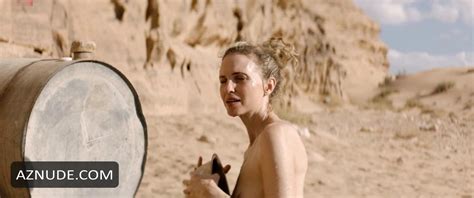 DESERTED NUDE SCENES AZNude