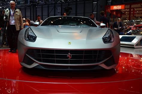 2013 Ferrari F12 Berlinetta Gallery Top Speed