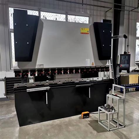 Nadun Ton Meter Cnc Profile Bending Machine Press Brake China