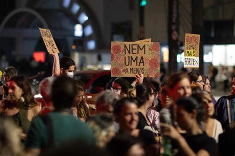 Maioria de católicos e evangélicos é contra PL antiaborto diz Datafolha