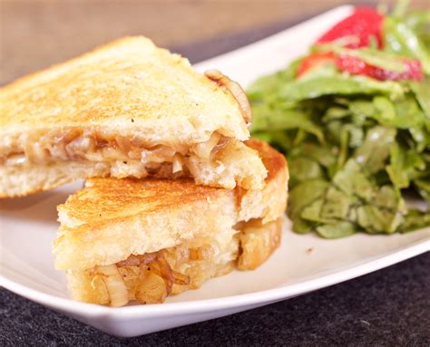 Caramelized Onion Grilled Cheese Sandwich — Land of Noms