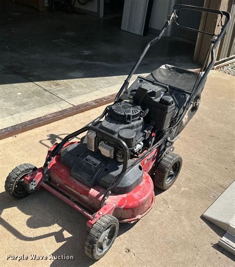 Exmark Lawn Mower In Lecompton Ks Item Dv1000 Sold Purple Wave