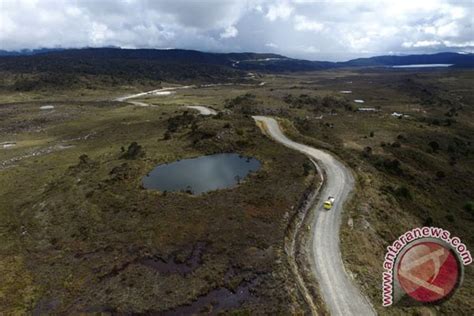 Pemerintah Lanjutkan Pembangunan Jalan Perbatasan Indonesia Papua