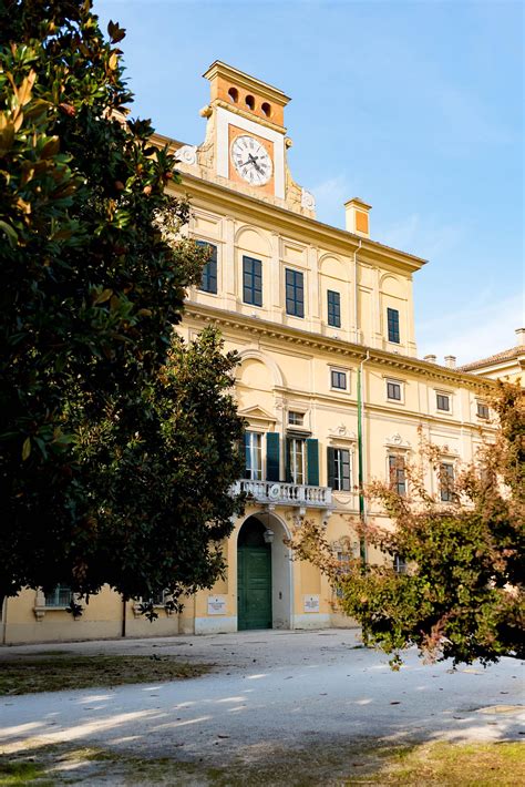 italy  walk  parma sed bona