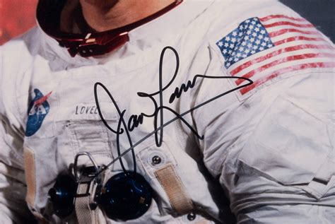 Lot Astronaut Jim Lovell Signed Photograph