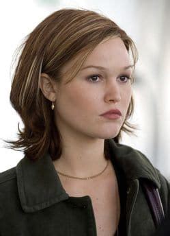 Julia Stiles Nude 10 Things We Love About Her Body 37 PICS