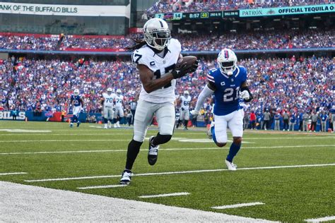 Raiders Davante Adams Blasts Buffalo Bills Safety For ‘unnecessary