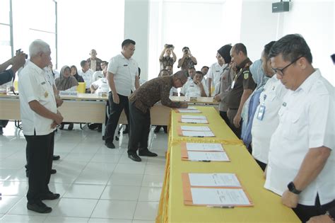 Instansi Penyedia Layanan Tanda Tangani Naskah Perjanjian Kerjasama