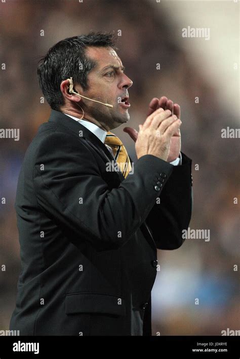 PHIL BROWN HULL CITY FC MANAGER KC STADIUM HULL ENGLAND 16 November ...