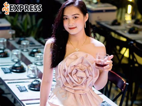Phạm Thị Hoa Phượng là ai Hot girl xinh đẹp sở hữu phong cách sexy