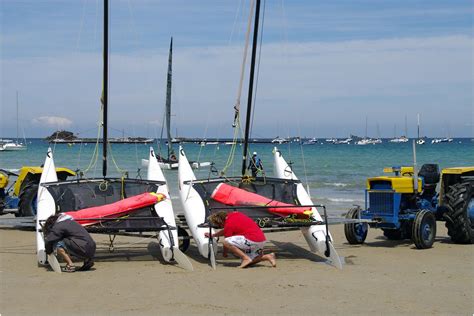 Grande Plage De Saint Lunaire Cole De Voile Photos C Te D Meraude