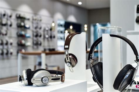 Sennheiser Closes Its Stores