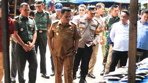 Pastikan Stok Kebutuhan Bahan Pokok Stabil Di Bulan Ramadhan Pj Bupati