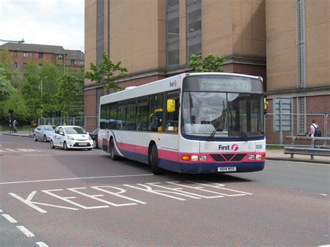 62135 First Midland Bluebird Bbs Glw 05 15 Dmgbuses Flickr