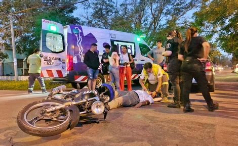 Campana Noticias Fuerte Choque Entre Una Auto Y Una Moto