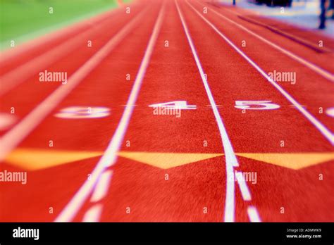 Empty Race Track Hi Res Stock Photography And Images Alamy