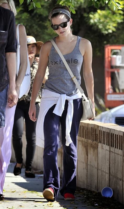 Emma Watson Nipple Visible Photos Hot Blog Photos