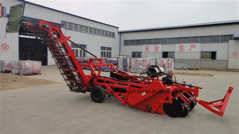 Potato Combine Harvester Factory Direct Selling Automatic Loading