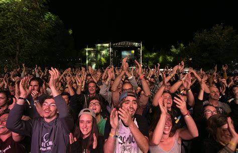 Bons Sons Acontece De A De Agosto E Bilhetes J Est O