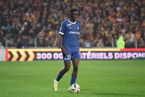 Mercato Ismaila Sarr Fait D J L Objet De Convoitises En Angleterre