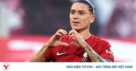 Tiền đạo Darwin Nunez Của Liverpool Ghi 4 Bàn Thắngtrận